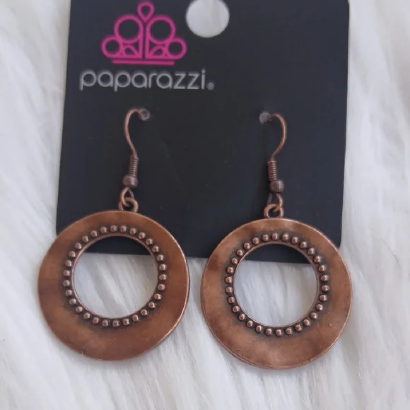 Paparazzi Rustic Copper Circle Earrings - Picture 1 of 6